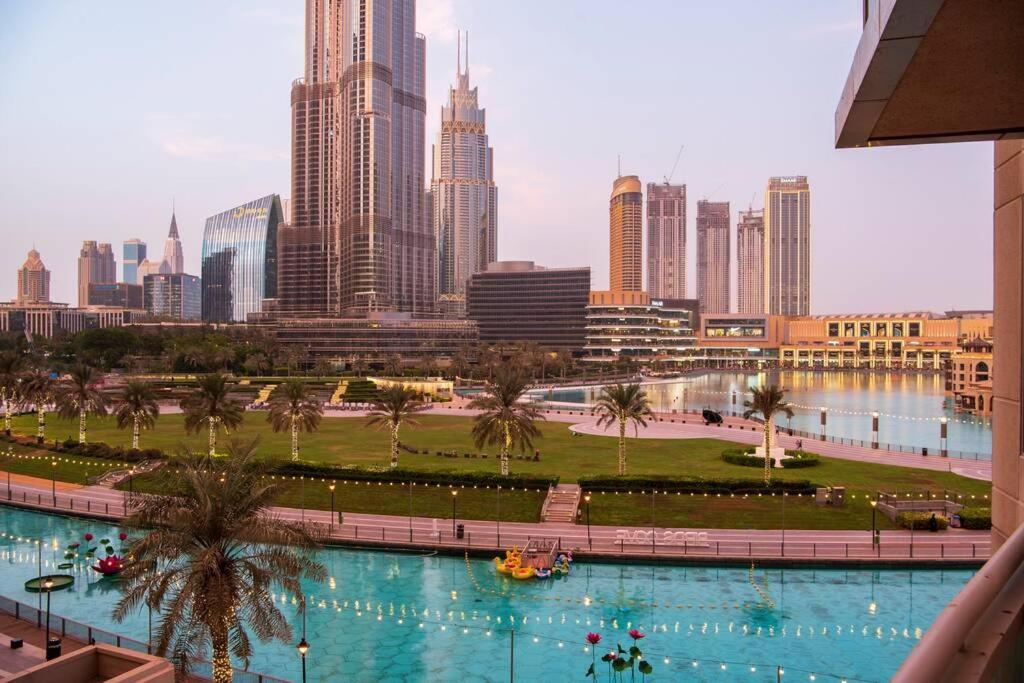 First Class 2Br With Full Burj Khalifa And Fountain View Dubai Exterior foto
